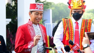 Deretan Baju Adat yang Dikenakan Jokowi di 6 Tahun Terakhir HUT Kemerdekaan RI