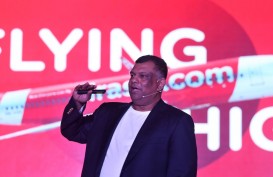Sepak Terjang Bos Air Asia Tony Fernandes hingga Usung Penantang Ojol