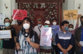 Koalisi Warga Jakarta Serbu Balai Kota, Beri Anies Baswedan SP2