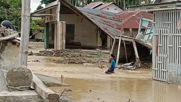 Banjir Susulan di Torue, Parigi Moutong. Tanggul Jebol, Dapur Umum Didirikan