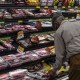 Dibayangi Inflasi, Konsumen Dunia Mulai Hati-Hati Berbelanja