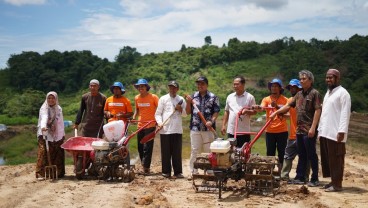 Optimalkan Potensi Pertanian, Pupuk Kaltim Salurkan Bantuan Smart Green House Bagi Petani Binaan