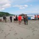 Pesawat Latih Mendarat Darurat di Pantai Ngagelan Banyuwangi