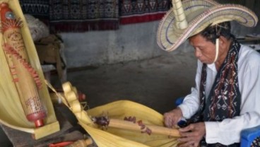 Mengenal Alat Musik Sasando Khas Nusa Tenggara Timur