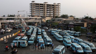 Tarif Angkot di Jakarta Akan Naik, Terkerek Harga BBM