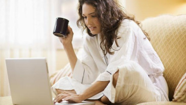 10 Pekerjaan Modal Laptop dan Internet Bergaji Besar Tahun 2022