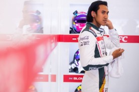 Pebalap Indonesia Sean Gelael dari WRT Menangi Putaran…