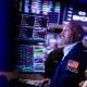 Wall Street Ditutup Melesat, Saham Apple Jadi Penopang