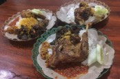 Nikmatnya Bebek Rempah Madura di Titik Nol Surabaya
