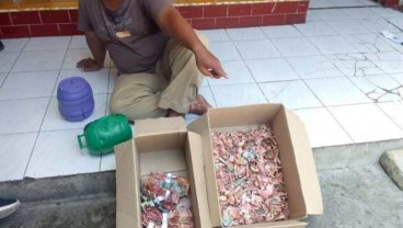 Tak Bersisa, Tabungan Rp50 Juta Milik Penjaga Sekolah di Solo Dimakan Rayap