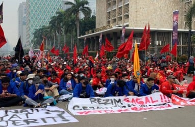 Demo BBM, Mahasiswa Bakar Keranda dan Sampaikan Tuntutan
