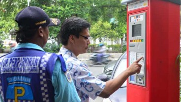 Pemkab Sumedang Targetkan PAD dari Parkir Rp5 Miliar Lewat e-Parking