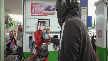 Masyarakat Kesal! IKN dan Kereta Cepat Tetap Jalan saat Harga BBM Naik