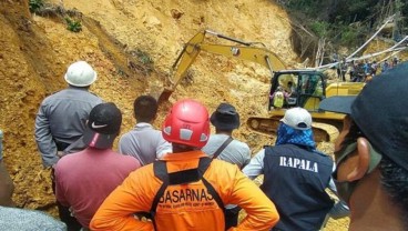 Lima Penambang Tradisional di Bengkayang Terkubur Tanah Longsor