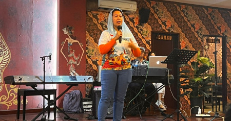 Ketua Umum PP FPTI, Yenny Wahid saat menjelaskan, turnamen dunia panjat tebing IFSC yang akan digelar di Indonesia 22-24 September 2022.