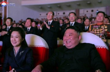 Beredar Foto Gadis Kecil yang Diduga Putri Kim Jong-un, Mirip Siapa?
