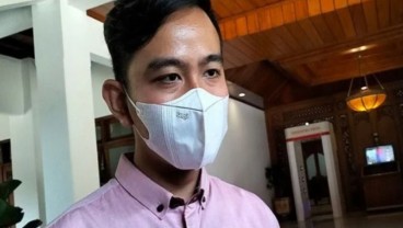 Gibran Bertandang ke Rumah Rocky Gerung, Ada Apa?