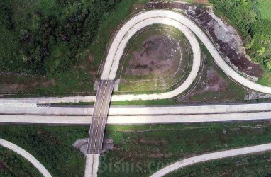 Jalan Tol Cisumdawu Siap Beroperasi Akhir Tahun