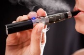 Vape vs Rokok, Mana yang Lebih Aman untuk Tubuh? Ini Penjelasannya