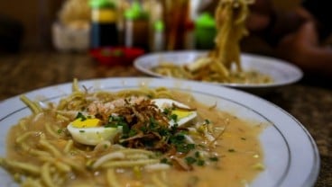 Pergi ke Palembang, Wajib Makan Mie Celor Buat Sarapan!