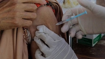 Travel Umroh Galau Berharap Vaksin Meningitis Segera Tersedia