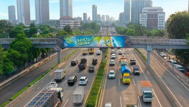 Iklan Digital 'TV Raksasa' Ramai Hiasi Jalanan Jakarta
