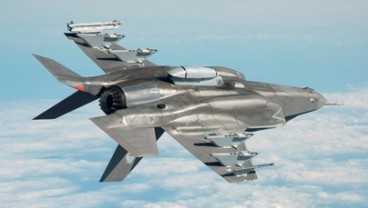 Ngeri! Hanya Butuh 2 Pesawat Tempur F-35A Lightning II Untuk Babat Habis 6 Unit F-15SG