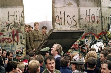 Sejarah 3 Oktober, Jerman Timur dan Jerman Barat Kembali Bersatu
