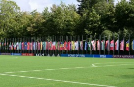 Tragedi Kanjuruhan: Seluruh Bendera Negara Anggota FIFA Dikibarkan Setengah Tiang