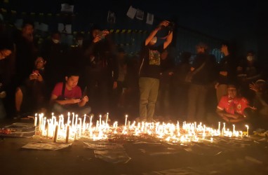 Suasana Stadion Kanjuruhan Malang pasca Tragedi 182 Suporter Meninggal