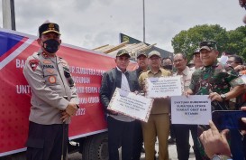 Gubernur Sumut Serahkan Bantuan Korban Gempa di Tapanuli Utara