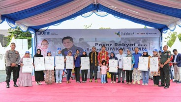Gelar Pasar Rakyat dan Bazaar UMKM, Staf Khusus Menteri BUMN Apresiasi Peran Pupuk Kaltim bagi Masyarakat