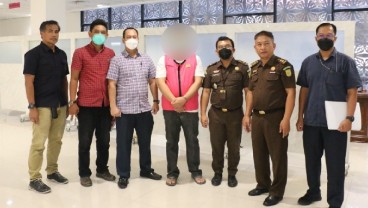 Rugikan Negara Rp3,24 Miliar, DJP Riau Serahkan Tersangka Pidana Pajak ke Kejari Pelalawan