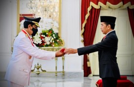 Lantik Gubernur dan Wagub DIY, Jokowi: Fokuskan Harga Pangan dan Inflasi