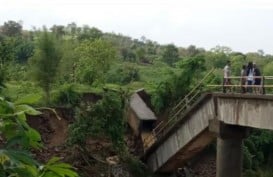 Banjir Bandang Terjang Sumbawa Imbas Pembalakan Liar