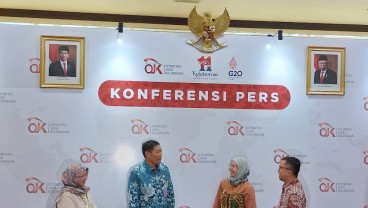 OJK Klaim IHSG Masih Dalam Tren Positif Meski Lagi Bearish