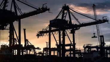 Neraca Dagang Oktober 2022 Diprediksi Masih Melandai