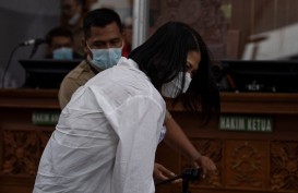 Febri Diansyah Ungkap Penyebab Putri Candrawathi Tak Paham Dakwaan Jaksa
