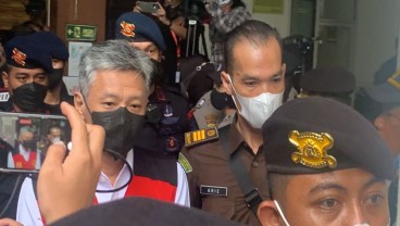 Penampakan Brigjen Hendra Kurniawan Cs di PN Jaksel, Tangan Diborgol!