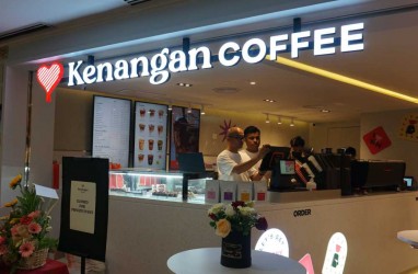 Menparekraf Resmikan Gerai Kopi Kenangan dan Restoran Sari Ratu di Malaysia