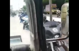 Viral Video Rombongan Moge Lawan Arah hingga Buat Macet di Batang
