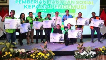 Surabaya Gelontorkan Rp8,9 Miliar Bantuan Tunai BBM untuk Pegemudi