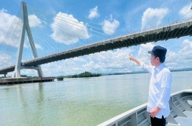 Presiden Jokowi Tinjau IKN, Pembangunan Berjalan Lancar