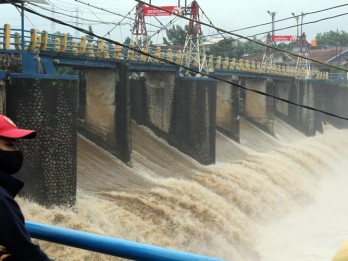 20 RT di Jakarta Terendam Banjir Pagi Ini, Ketinggian Air Capai 120 Sentimeter