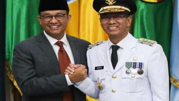 Beda Cara dan Gaya Heru Budi Vs Anies Baswedan Pimpin DKI Jakarta