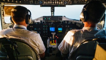 Berapakah Gaji Pilot Pesawat Terbang? Ini Daftar Lengkapnya