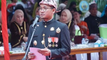 Bupati Bangkalan Amin Imron Tersangka Suap Lelang Jabatan