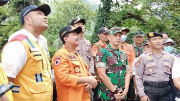 Bupati Sisir Tebing Pamulihan-Cadas Pangeran, Minta Asesmen Menyeluruh Risiko Bencana