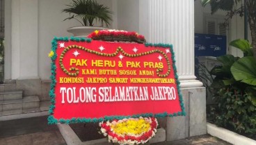 Muncul Karangan Bunga 'Selamatkan Jakpro' di Balai Kota, Apa Maksudnya?
