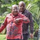 KPK Sambangi Lukas Enembe di Papua: Serius Tangani Perkara atau Main Mata?